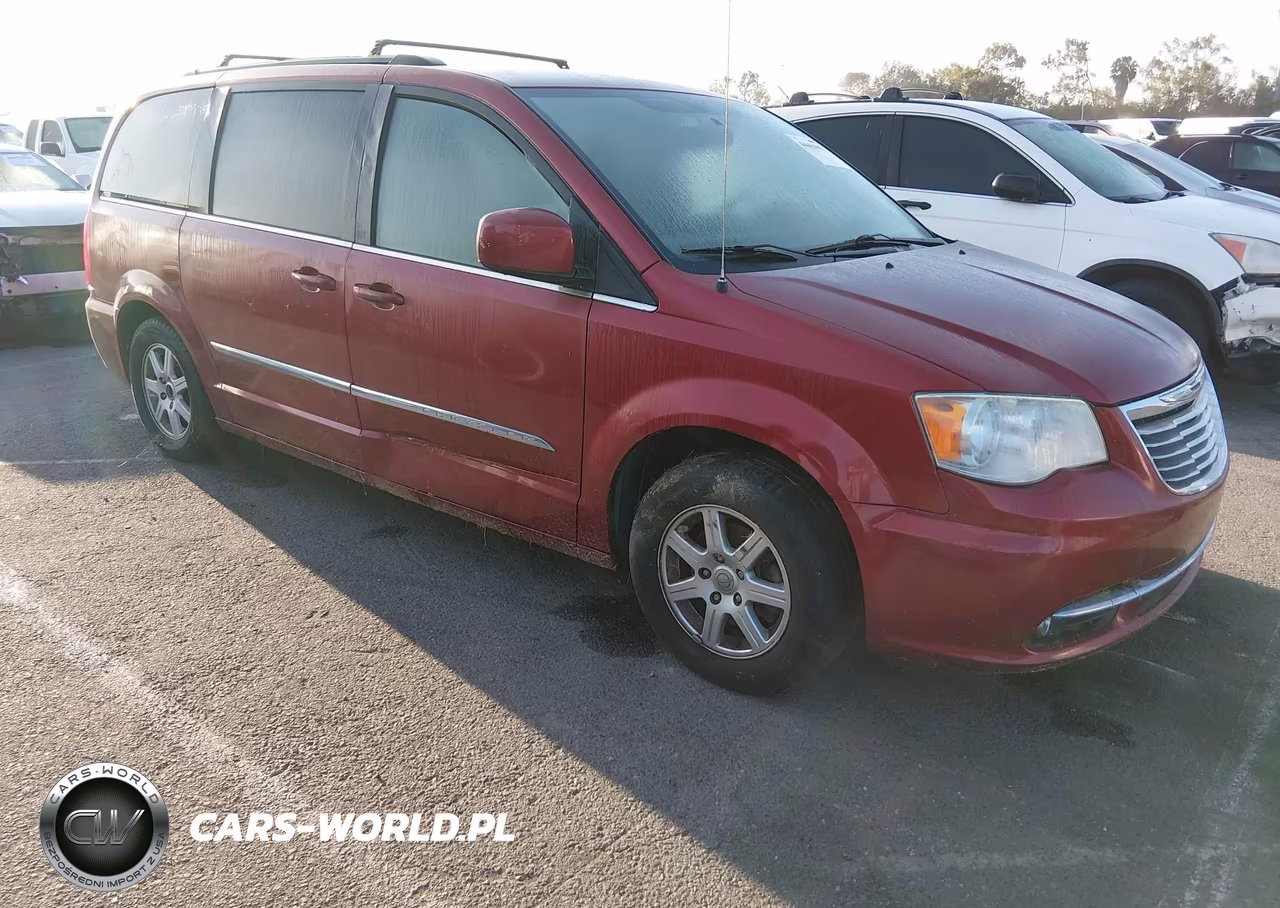 2011 Chrysler Town & Country Touring