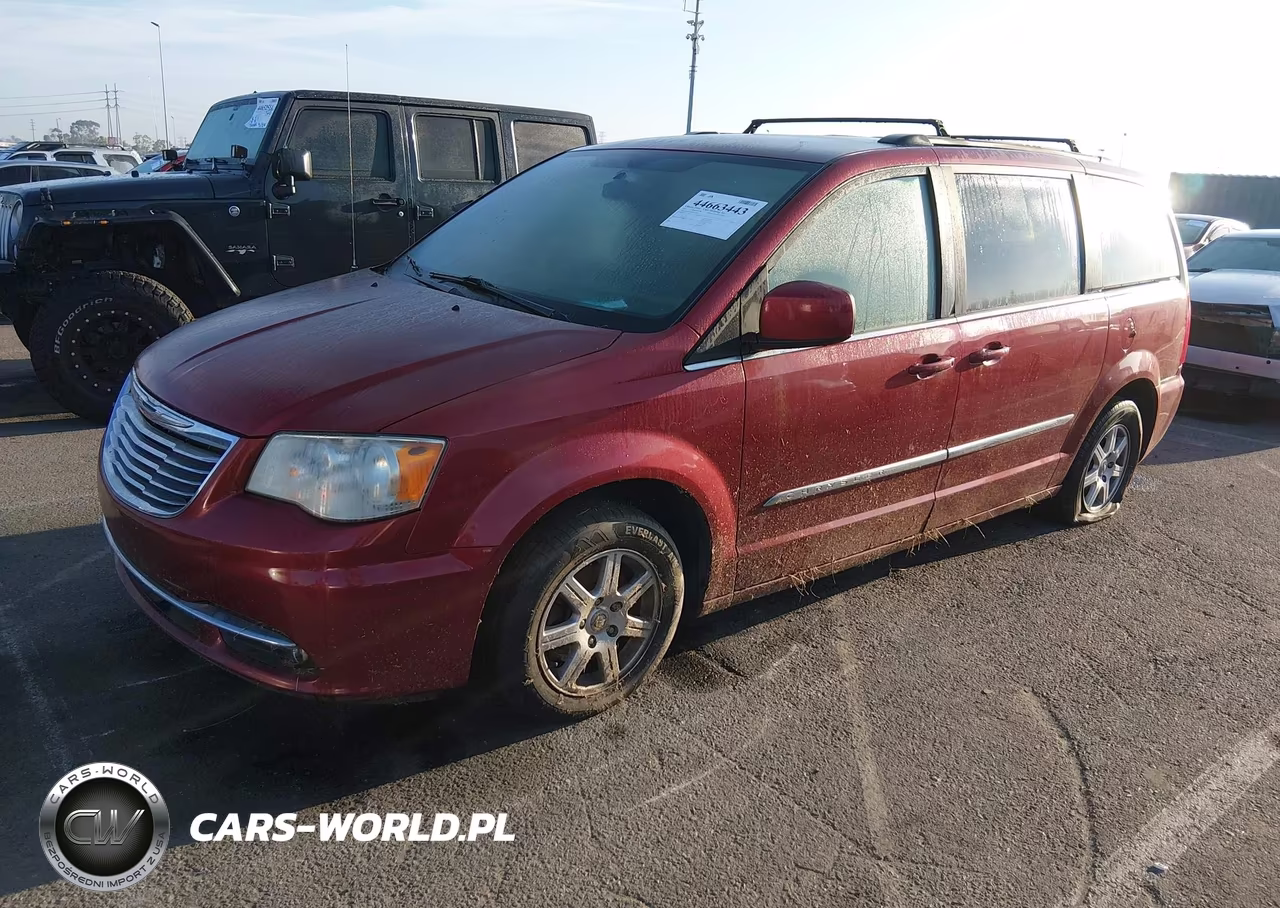 2011 Chrysler Town & Country Touring VIN:2A4RR5DG7BR746899 - 2
