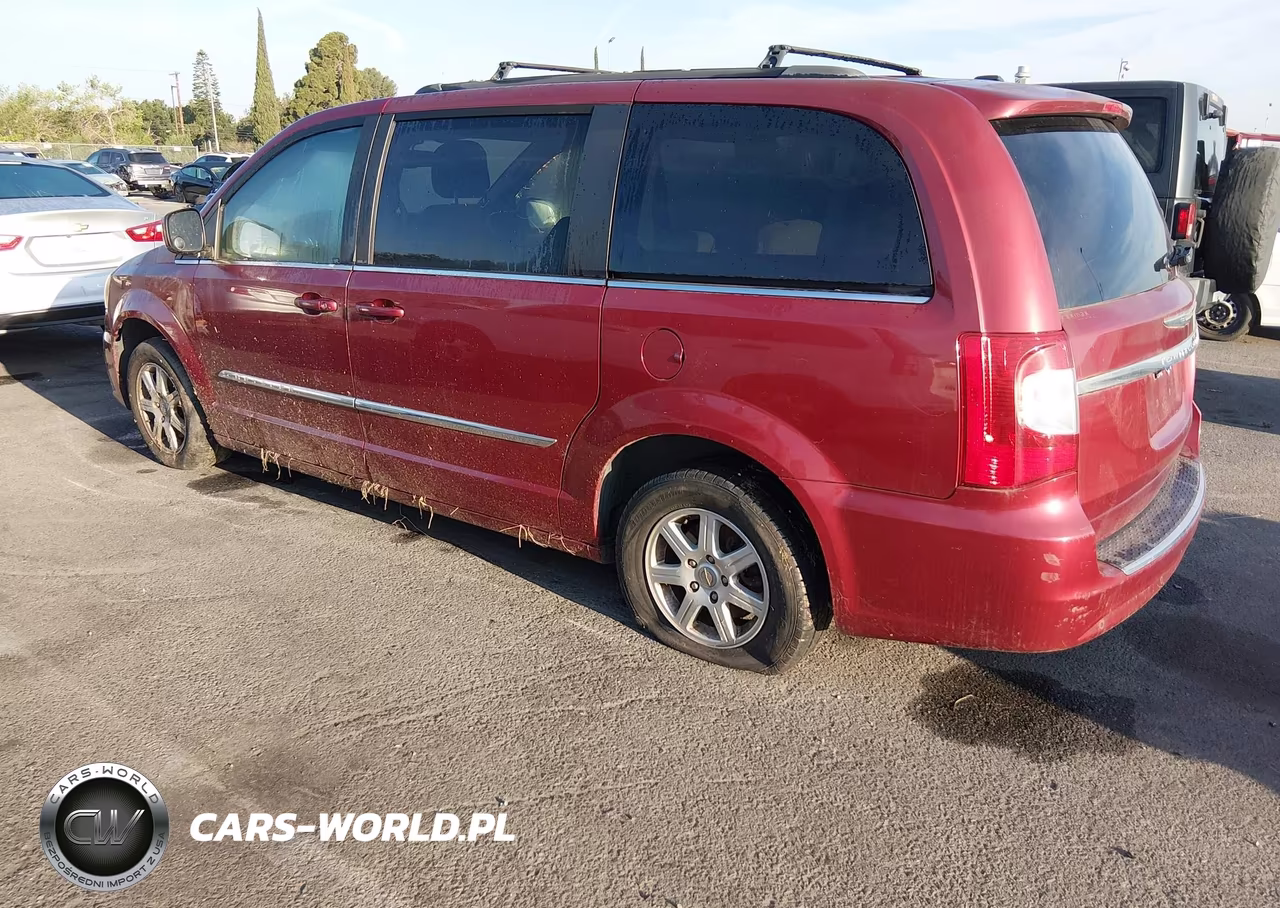 2011 Chrysler Town & Country Touring VIN:2A4RR5DG7BR746899 - 3