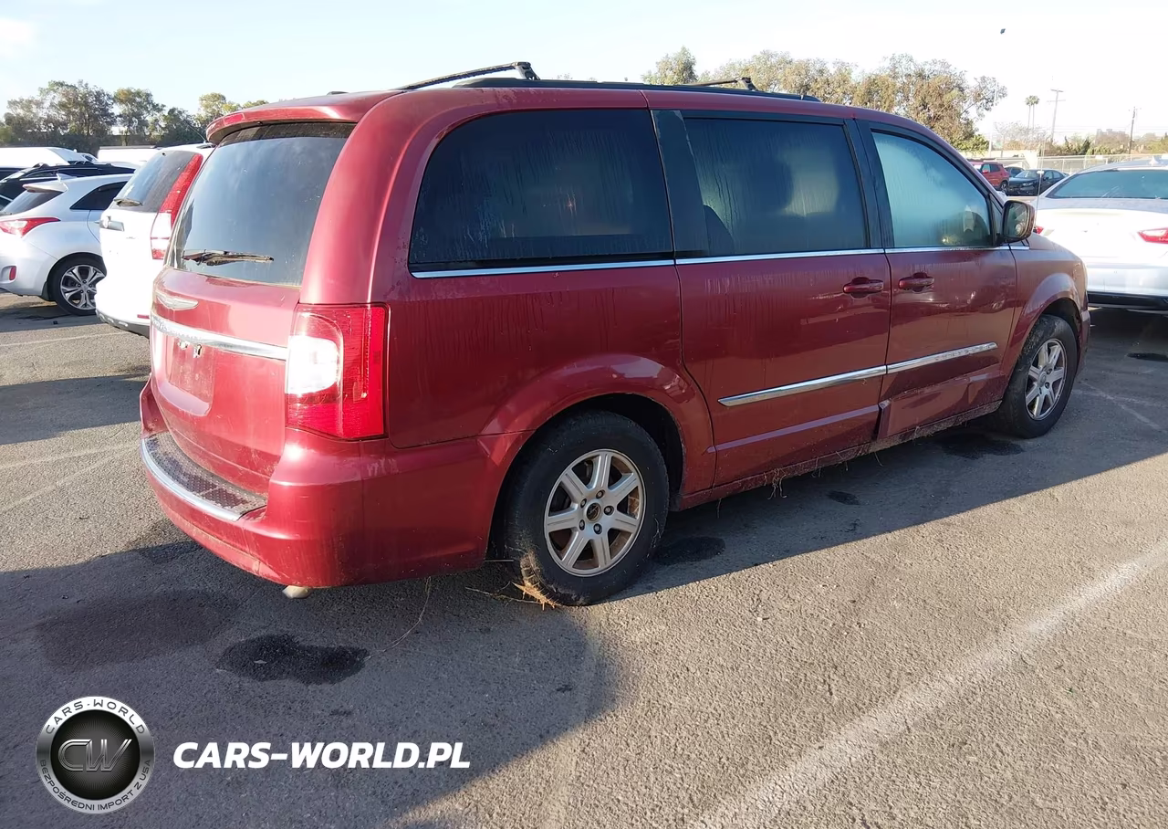 2011 Chrysler Town & Country Touring VIN:2A4RR5DG7BR746899 - 4