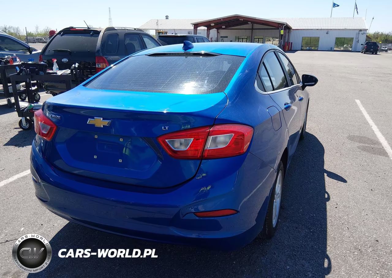 2017 Chevrolet Cruze Lt Auto VIN:1G1BE5SM8H7119353 - 4