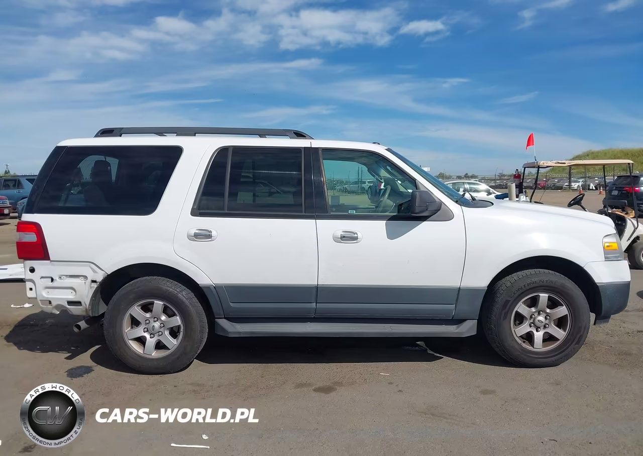 2011 Ford Expedition Xl VIN:1FMJU1G58BEF50466 - 14