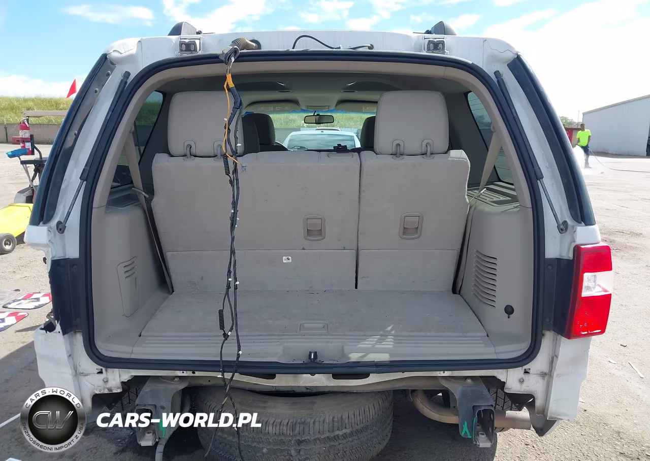 2011 Ford Expedition Xl VIN:1FMJU1G58BEF50466 - 17