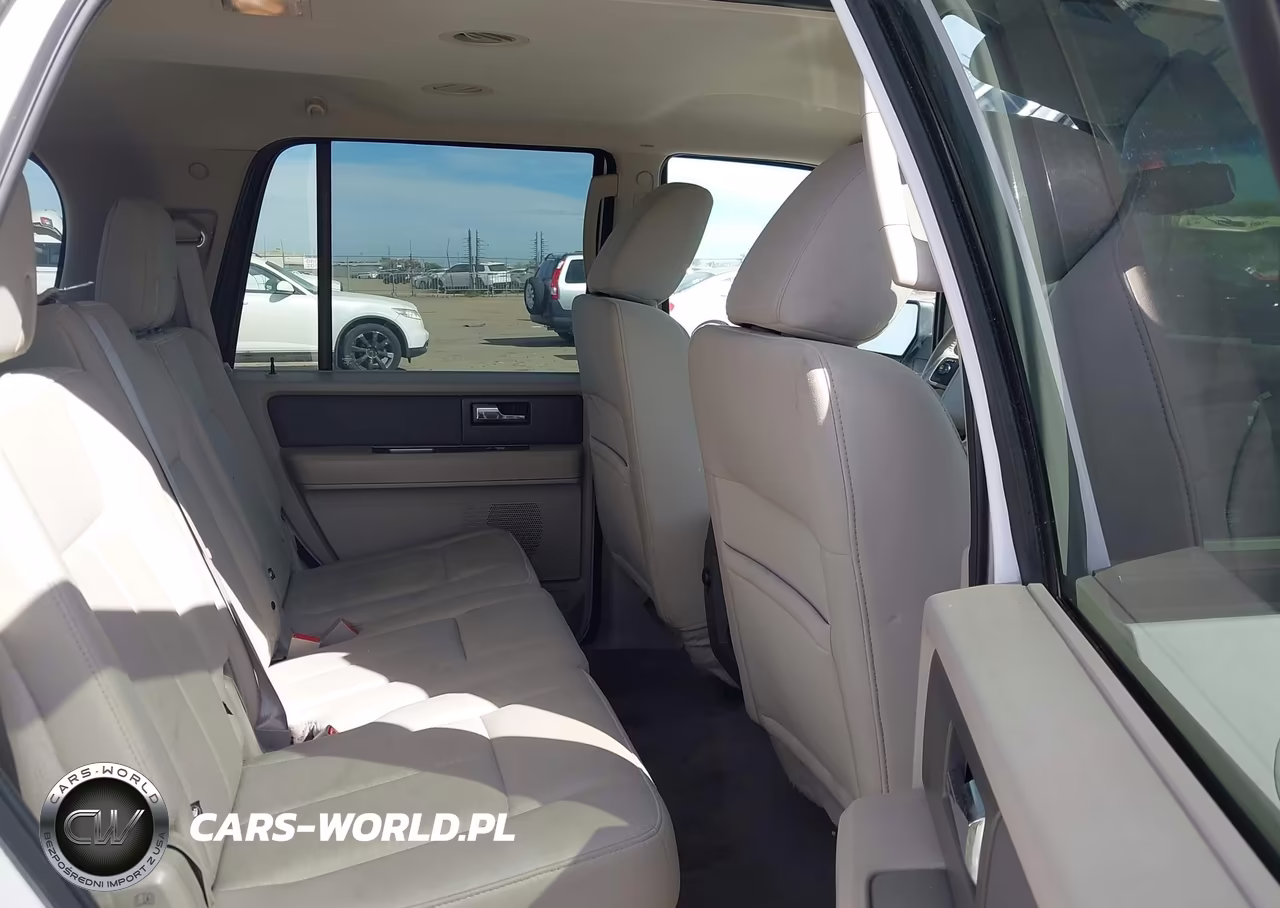 2011 Ford Expedition Xl VIN:1FMJU1G58BEF50466 - 8