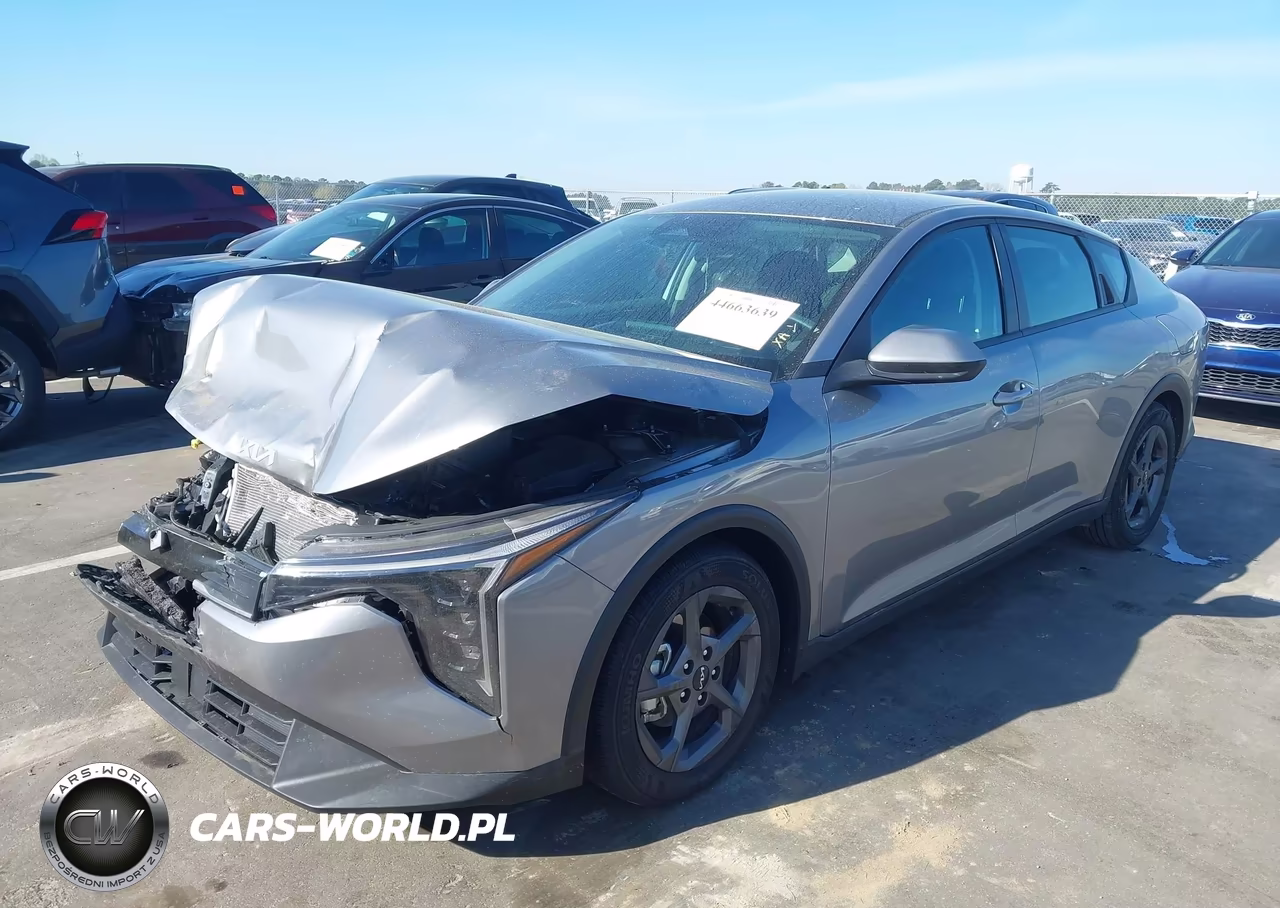 2025 Kia K4 Lxs VIN:3KPFT4DE4SE139797 - 2