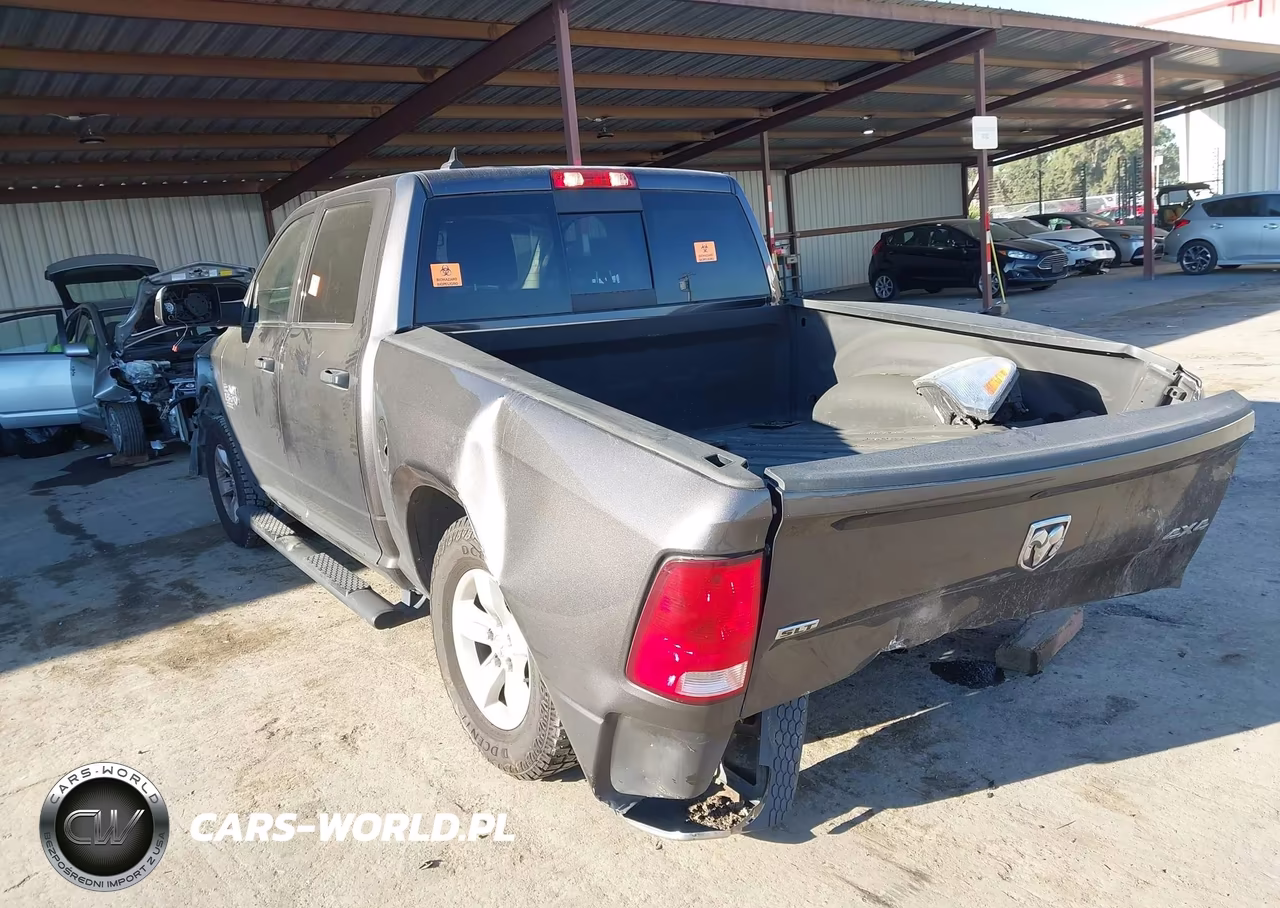 2022 Ram 1500 Classic Slt 4X4 5'7 Box VIN:1C6RR7LG3NS209296 - 3
