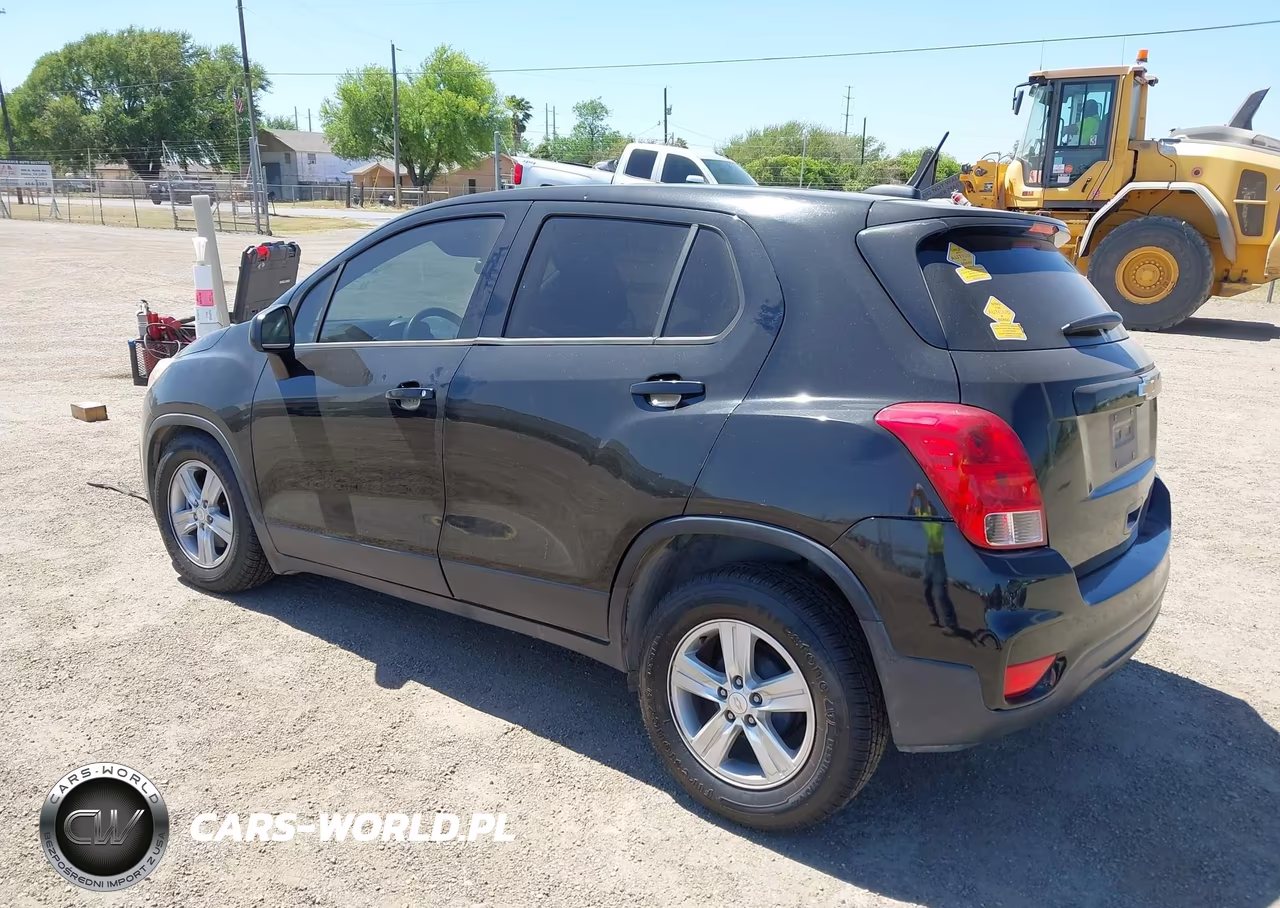2019 Chevrolet Trax Ls VIN:3GNCJKSB5KL221143 - 3