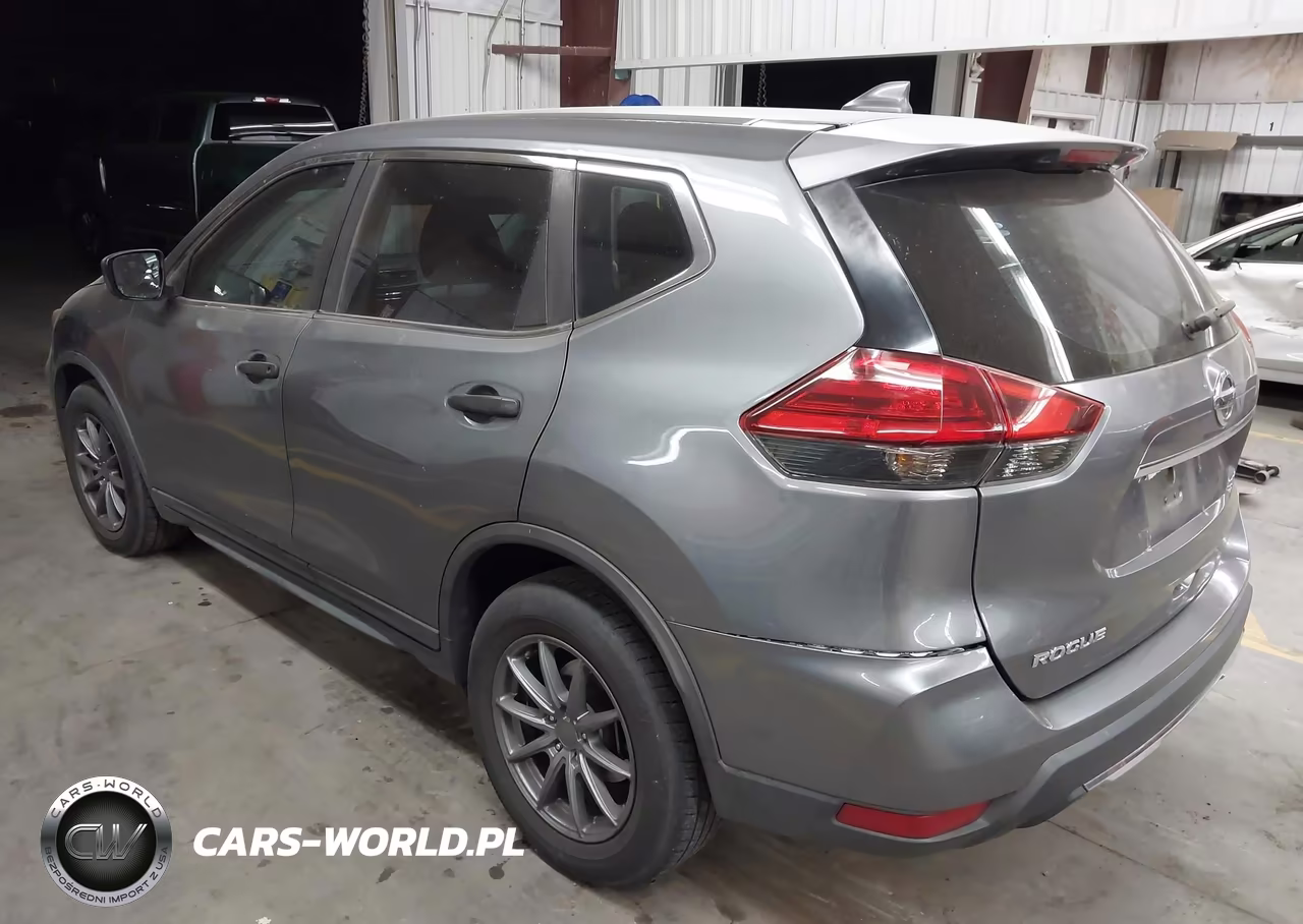 2017 Nissan Rogue S VIN:KNMAT2MTXHP524335 - 3