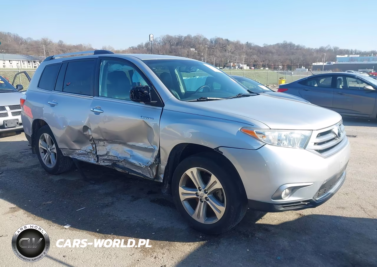 2013 Toyota Highlander Limited V6