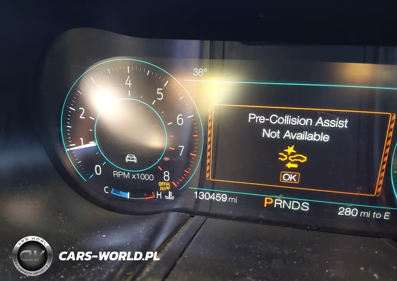 2019 Ford Mustang Ecoboost Premium VIN:1FATP8UH9K5188729 - 16