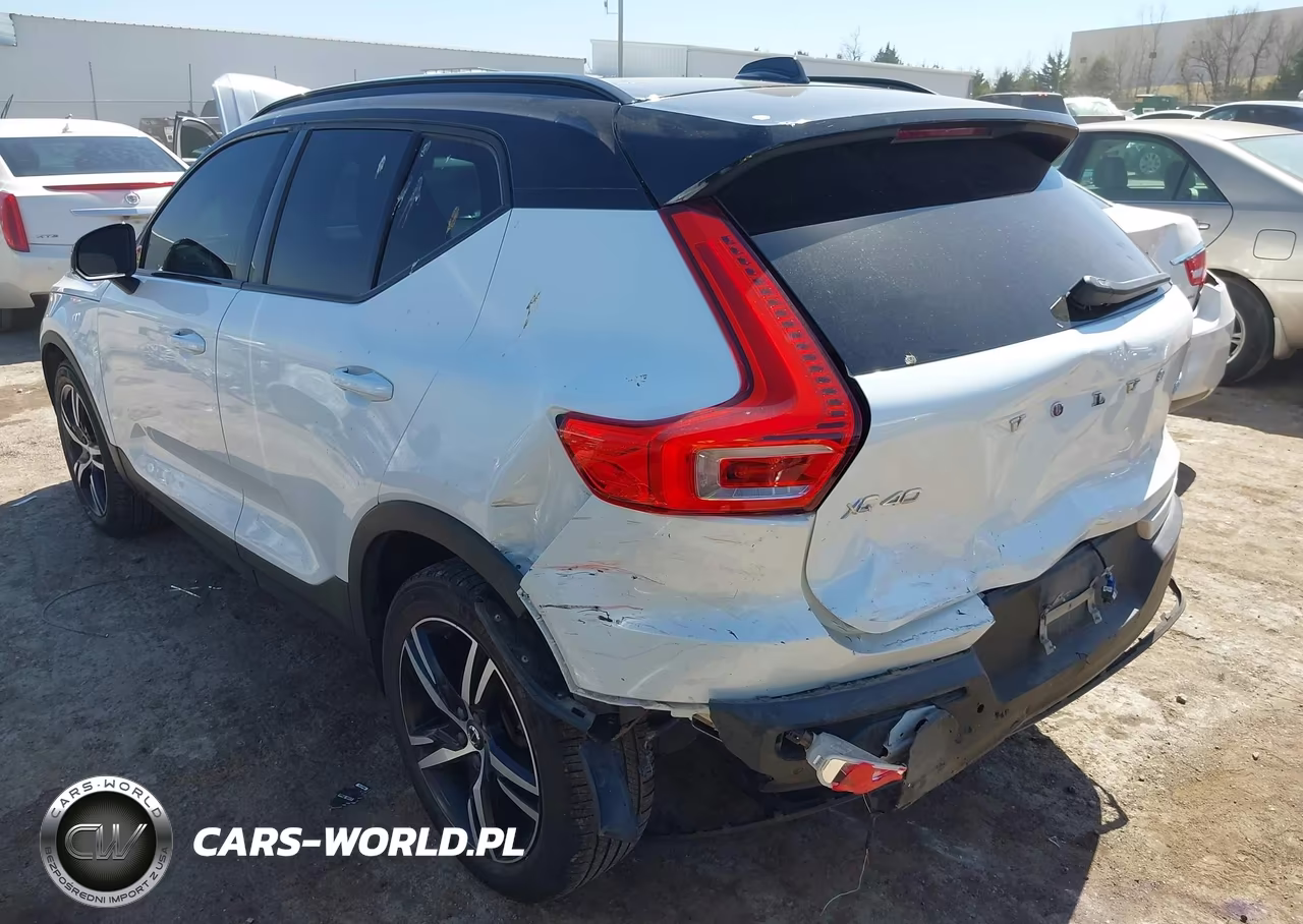 2019 Volvo Xc40 T5 R-Design VIN:YV4162UM8K2056753 - 3