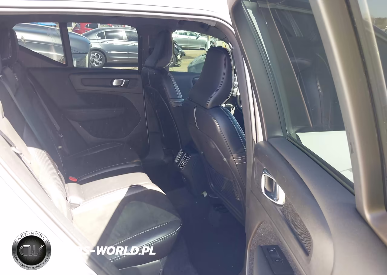 2019 Volvo Xc40 T5 R-Design VIN:YV4162UM8K2056753 - 8