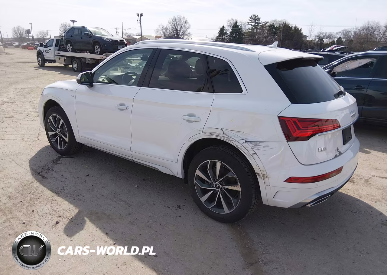 2023 Audi Q5 Premium Plus 45 Tfsi S Line Quattro VIN:WA1EAAFY2P2011094 - 3