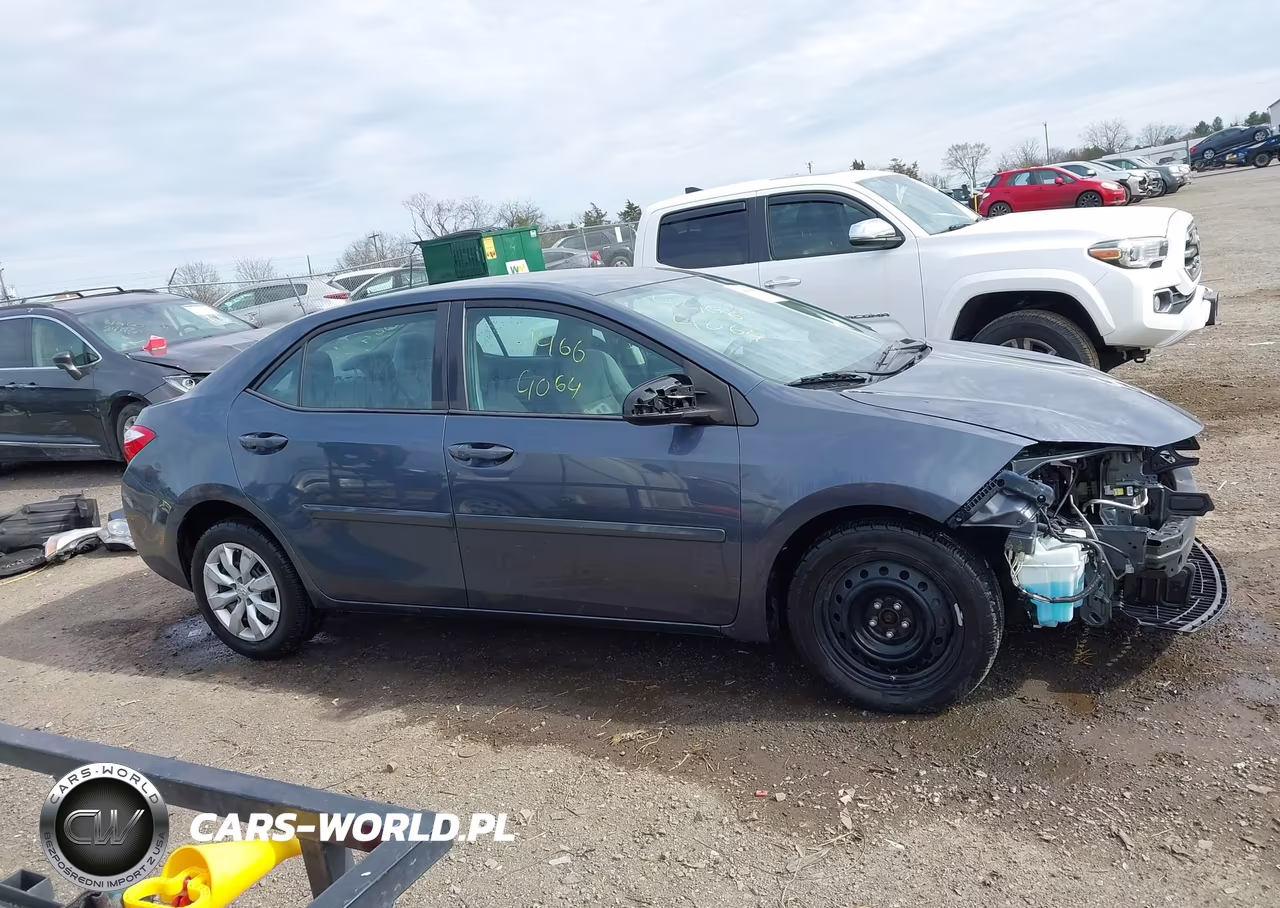 2014 Toyota Corolla Le VIN:2T1BURHE2EC085972 - 14