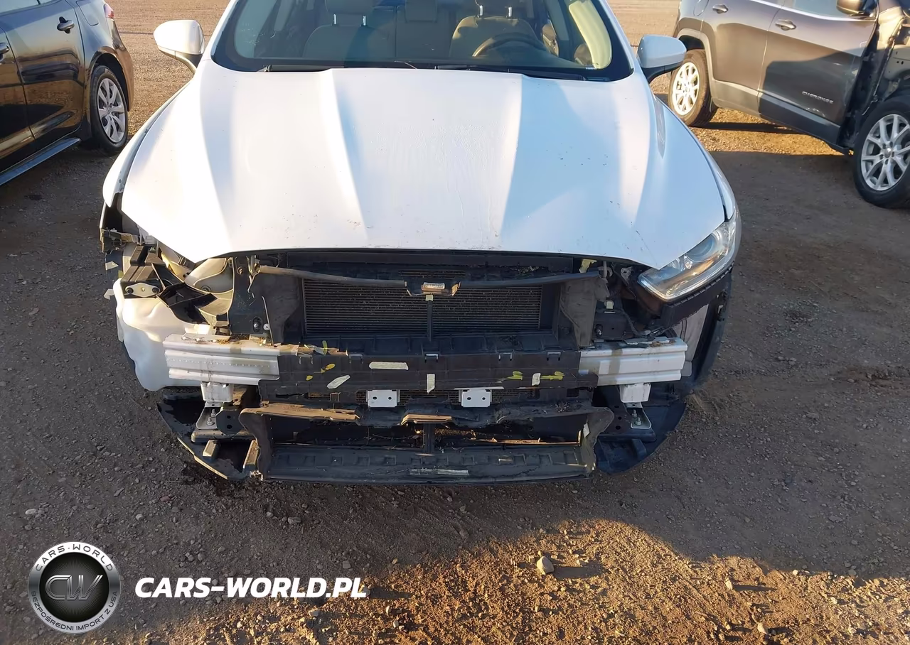 2015 Ford Fusion S VIN:3FA6P0G70FR306851 - 6