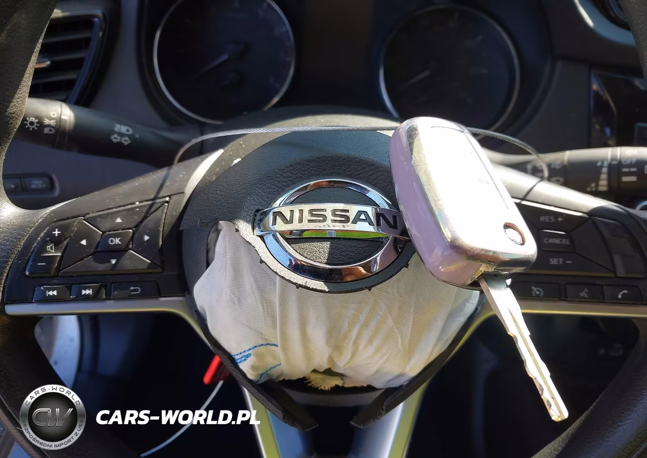 2018 Nissan Rogue S VIN:KNMAT2MT5JP598526 - 11