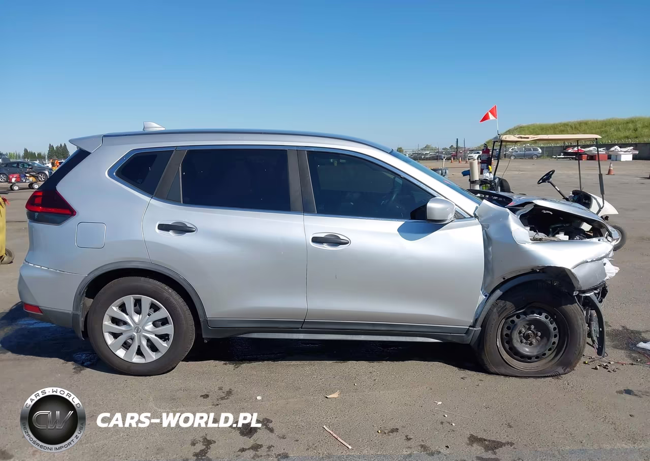 2018 Nissan Rogue S VIN:KNMAT2MT5JP598526 - 14