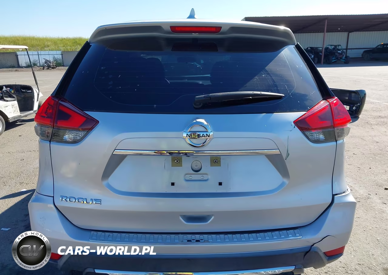 2018 Nissan Rogue S VIN:KNMAT2MT5JP598526 - 17