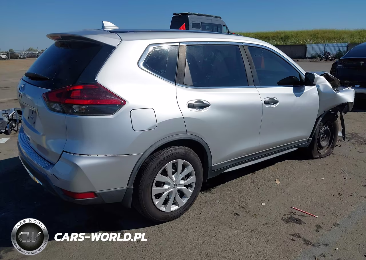 2018 Nissan Rogue S VIN:KNMAT2MT5JP598526 - 4