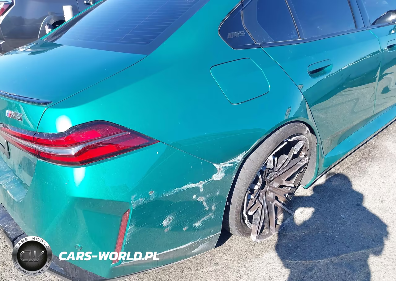 2026 BMW M5 VIN:WBS83FK07TCV57980 - 6