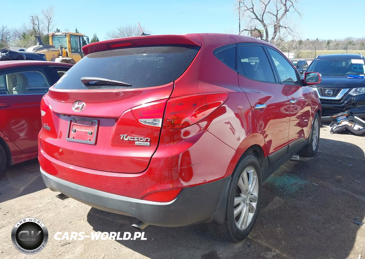 2010 Hyundai Tucson Limited VIN:KM8JU3AC7AU018777 - 4