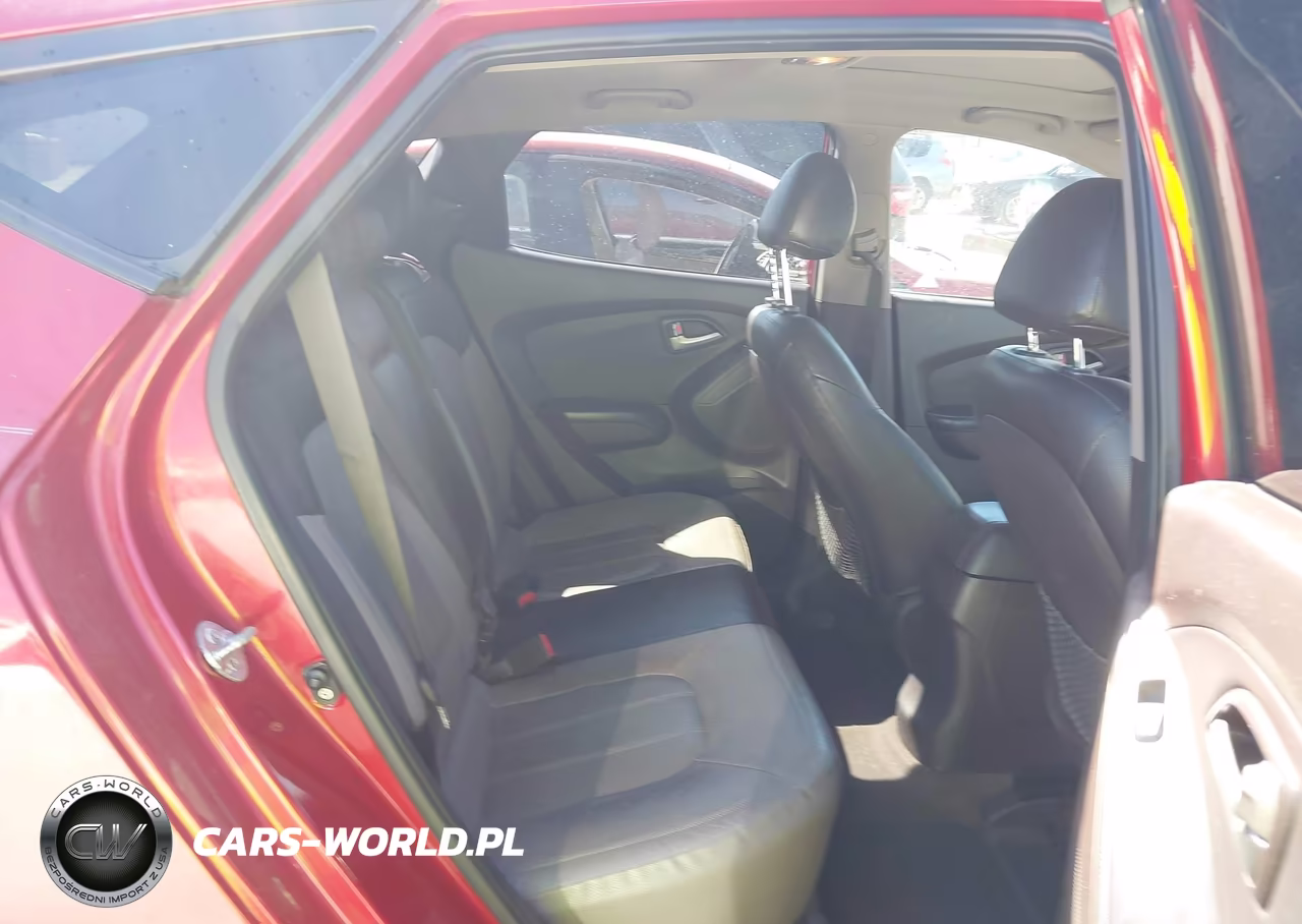 2010 Hyundai Tucson Limited VIN:KM8JU3AC7AU018777 - 8