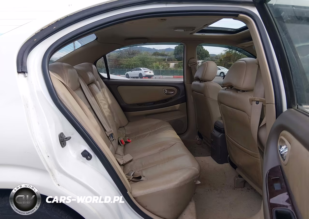 2001 Nissan Maxima Gle VIN:JN1CA31D81T811593 - 8