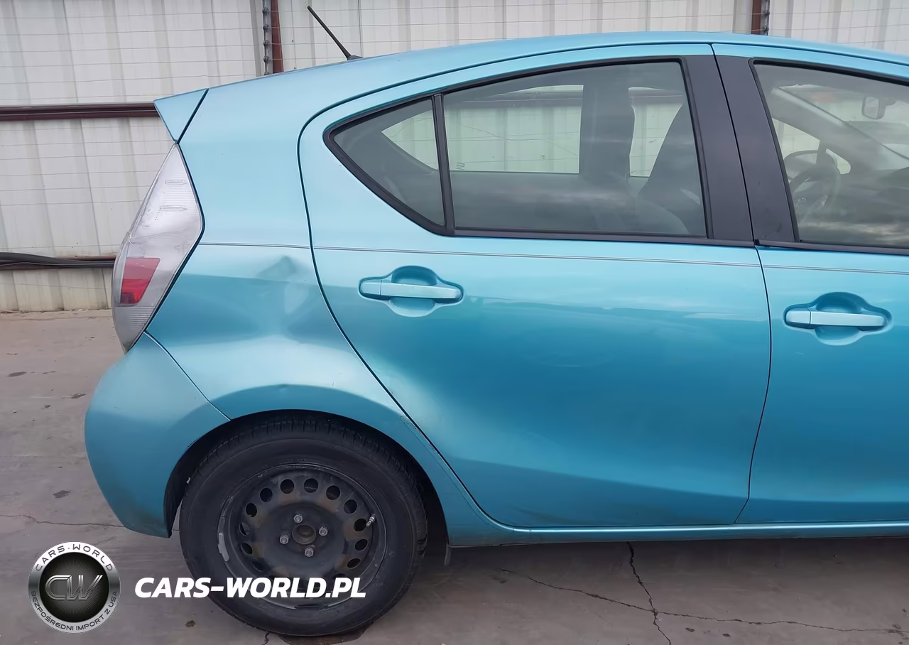 2014 Toyota Prius C One VIN:JTDKDTB36E1064163 - 19