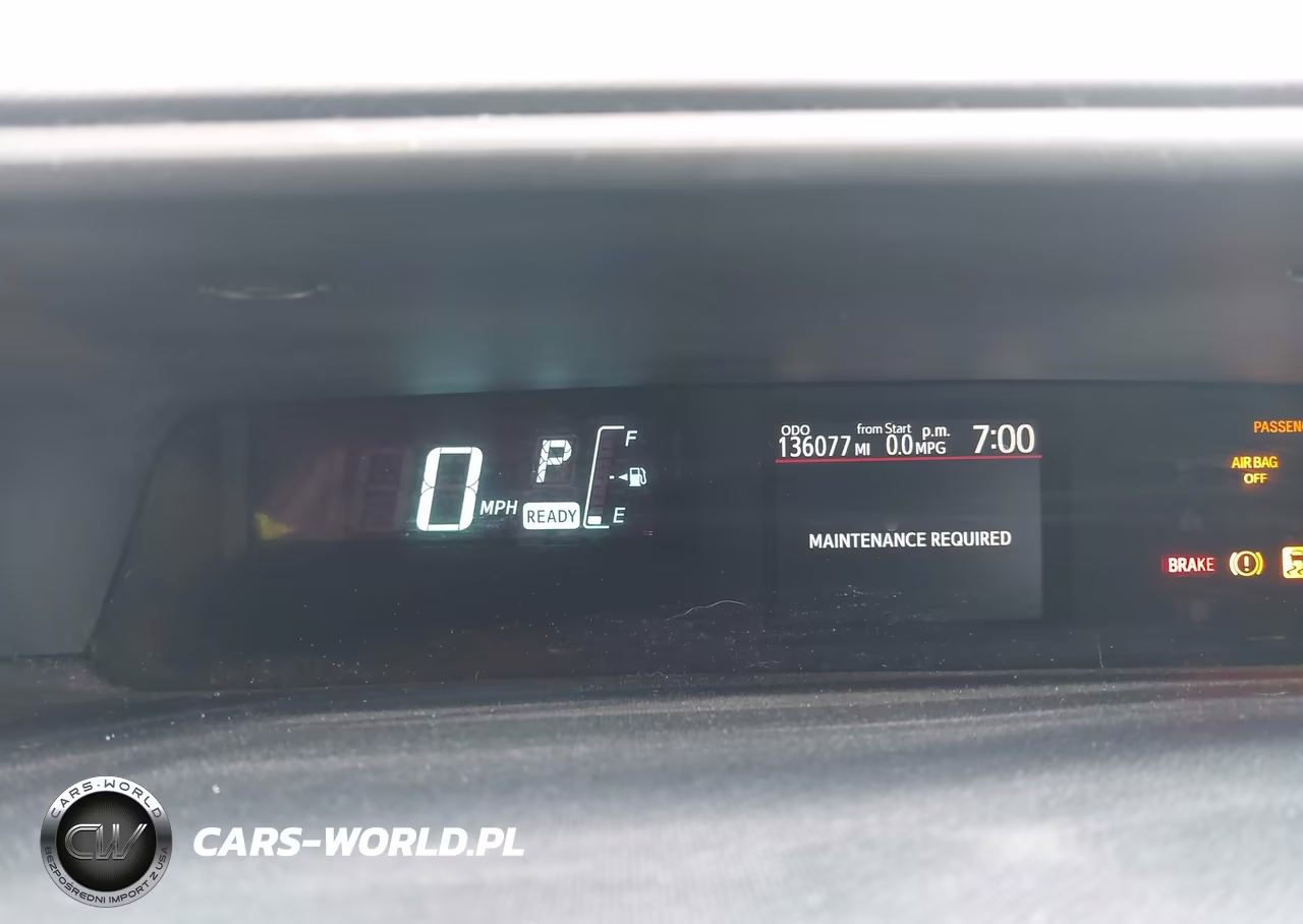 2014 Toyota Prius C One VIN:JTDKDTB36E1064163 - 7