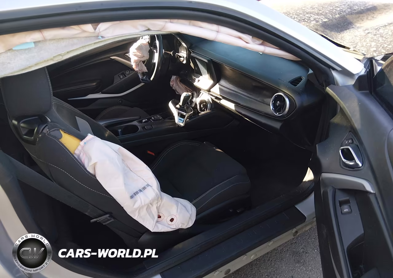 2018 Chevrolet Camaro 1Lt VIN:1G1FB1RS2J0114087 - 5
