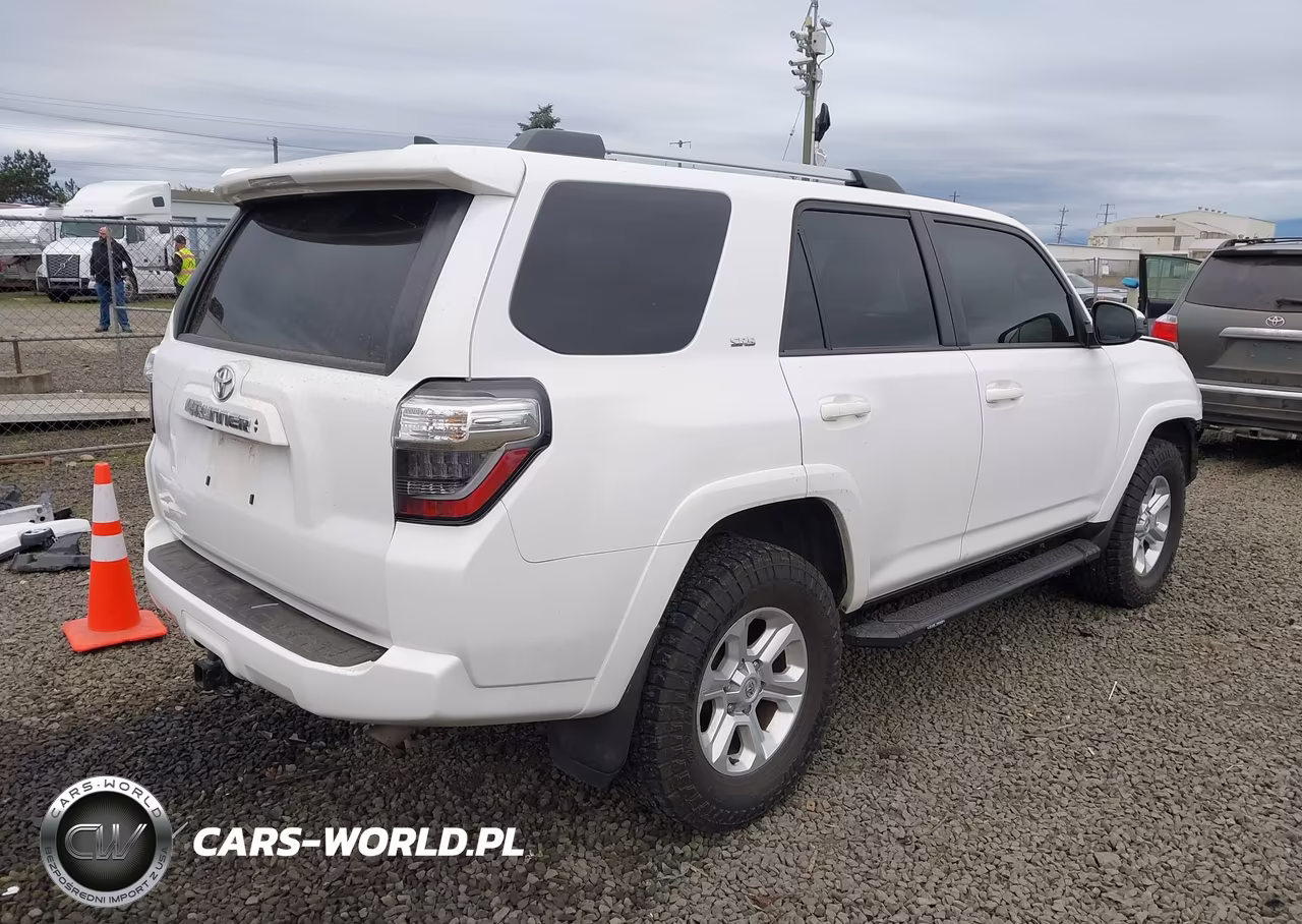 2022 Toyota 4Runner Sr5 VIN:JTEMU5JR6N6063992 - 4