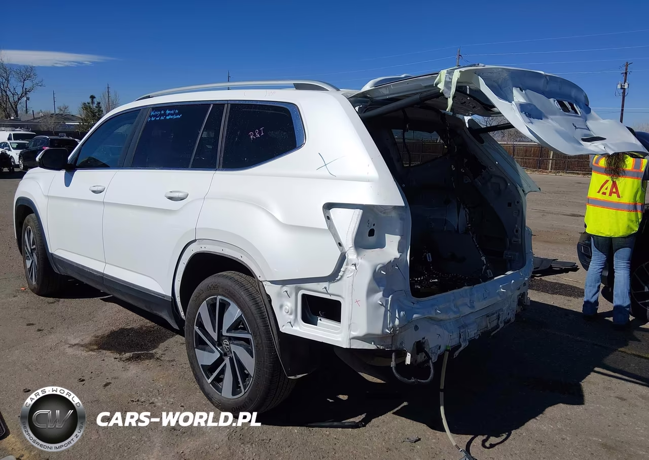 2024 Volkswagen Atlas 2.0T Sel VIN:1V2BR2CA6RC524777 - 3