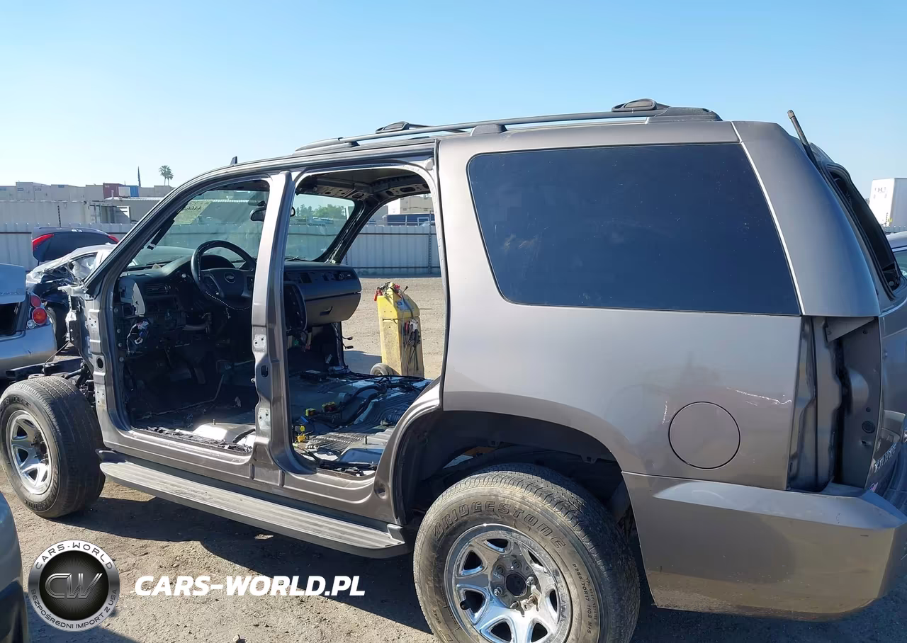 2012 Chevrolet Tahoe Ls VIN:1GNSCAE08CR288369 - 14