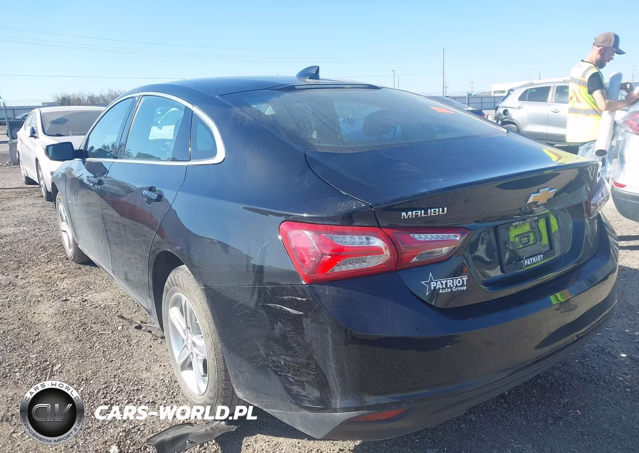 2022 Chevrolet Malibu Fwd Lt VIN:1G1ZD5ST7NF173821 - 3