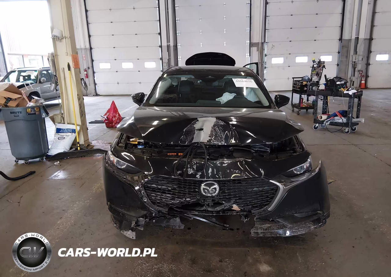 2025 Mazda Mazda3 2.5 S Select Sport VIN:JM1BPABM4S1786036 - 11
