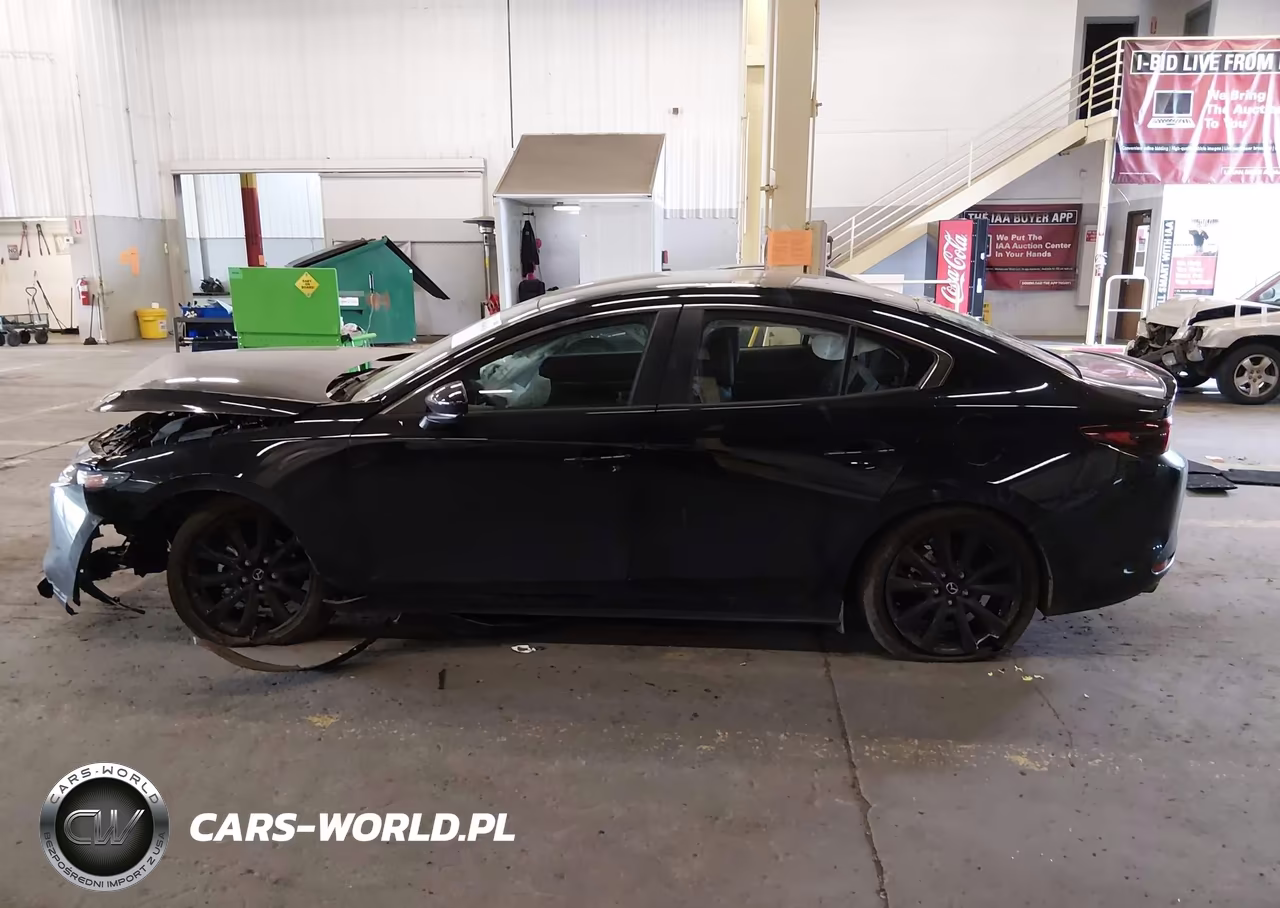 2025 Mazda Mazda3 2.5 S Select Sport VIN:JM1BPABM4S1786036 - 13