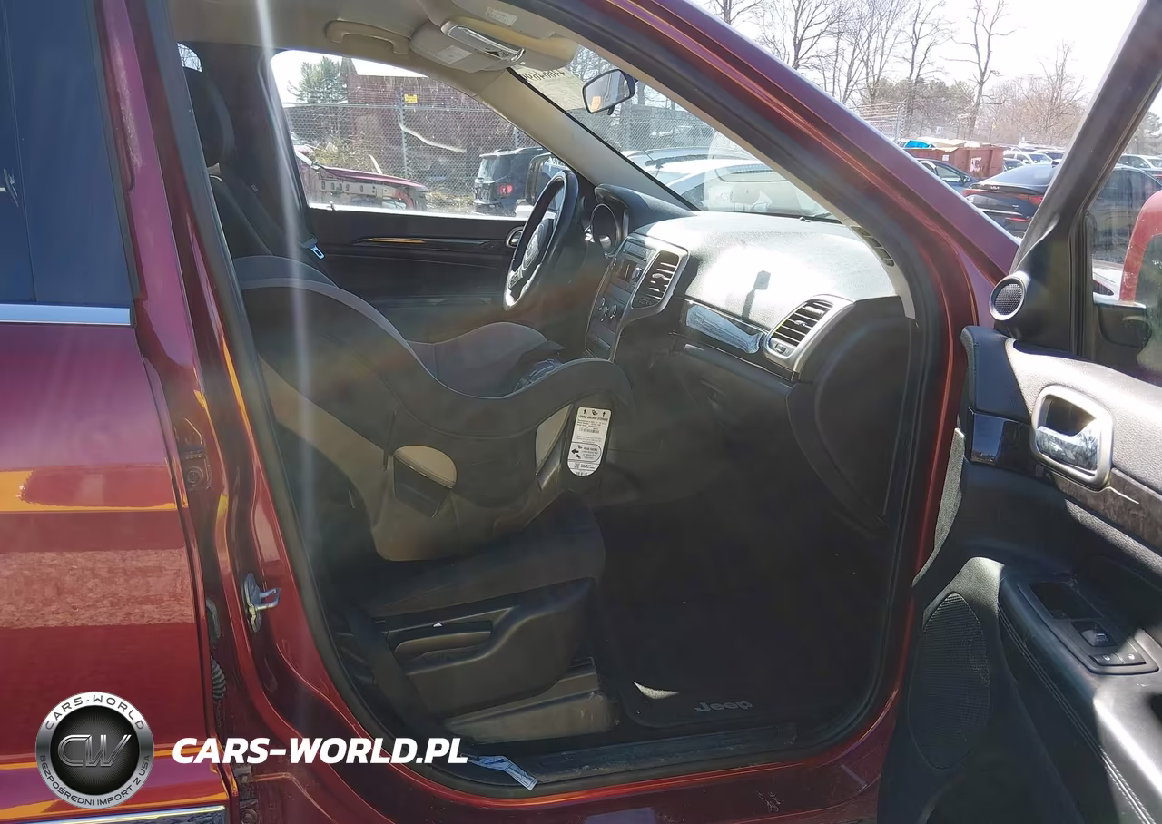 2013 Jeep Grand Cherokee Laredo VIN:1C4RJFAG2DC518697 - 5