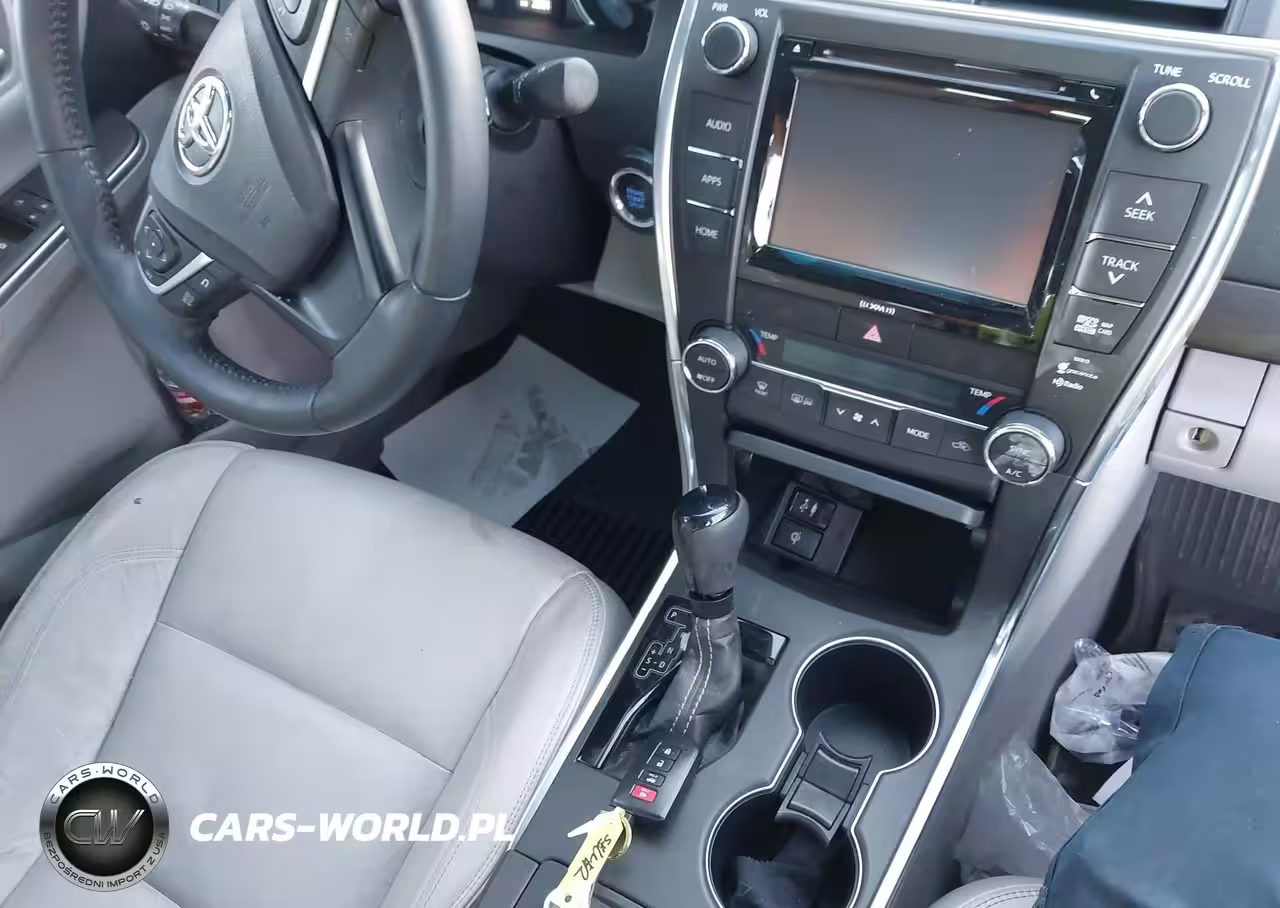 2016 Toyota Camry Xle VIN:4T4BF1FK0GR524145 - 11