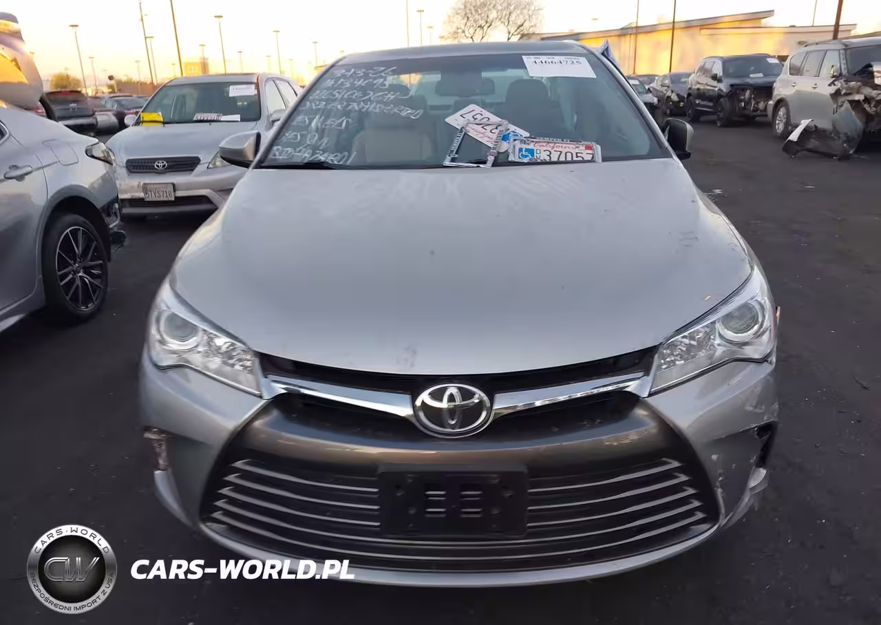 2016 Toyota Camry Xle VIN:4T4BF1FK0GR524145 - 12