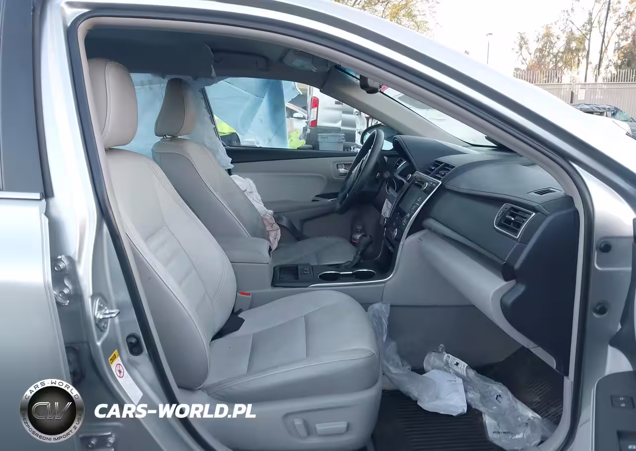 2016 Toyota Camry Xle VIN:4T4BF1FK0GR524145 - 5