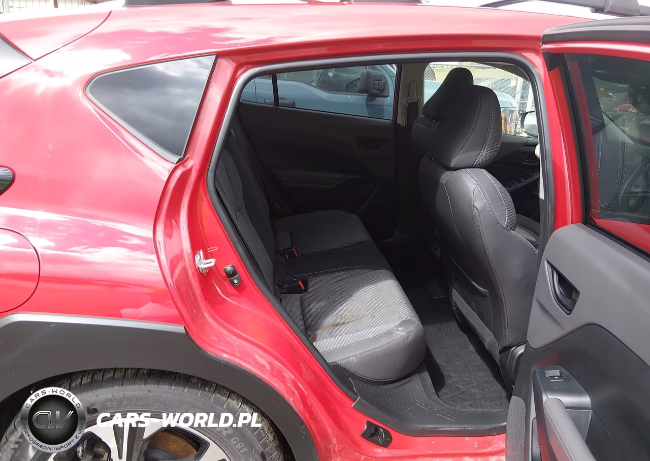 2024 Subaru Crosstrek Premium VIN:JF2GUADC9RH887949 - 8