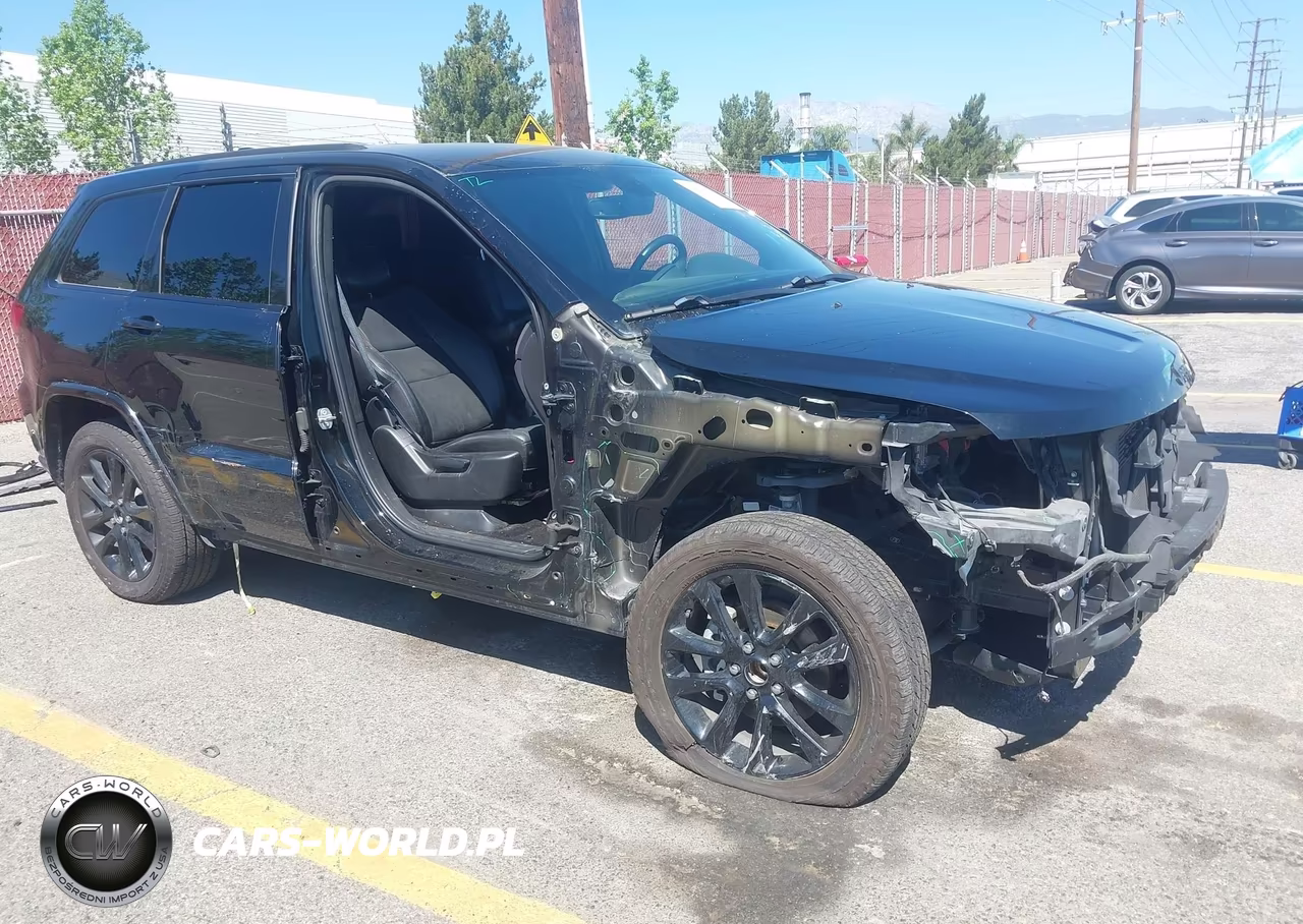2018 Jeep Grand Cherokee Altitude 4X2 – zdjęcie 1 z 18
