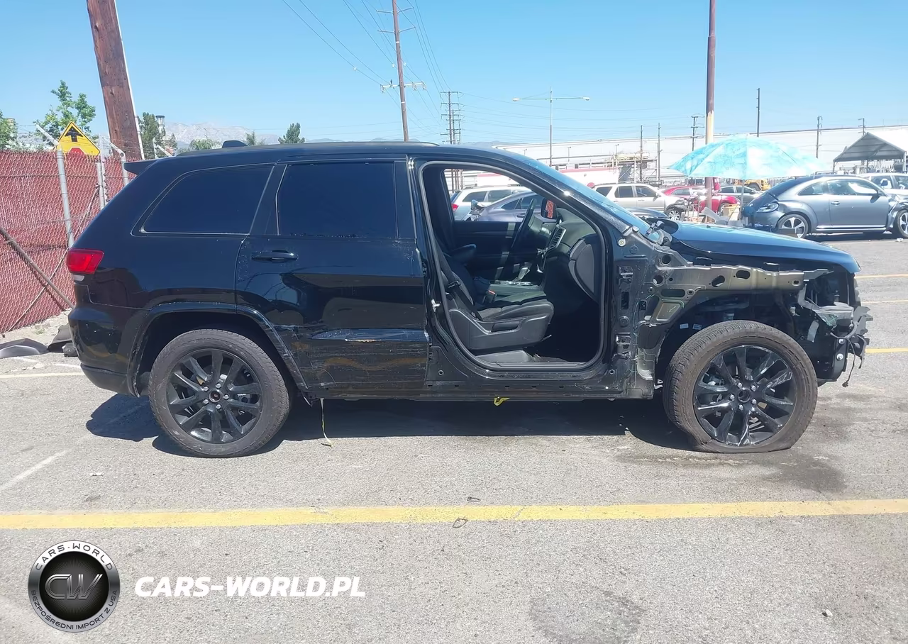 2018 Jeep Grand Cherokee Altitude 4X2 VIN:1C4RJEAG9JC511557 - 14
