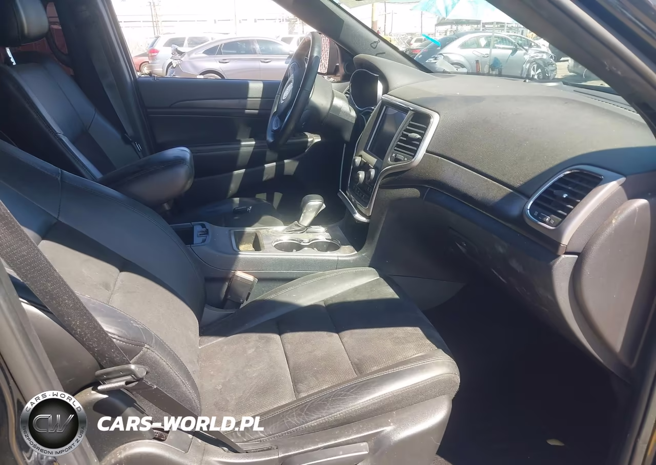 2018 Jeep Grand Cherokee Altitude 4X2 VIN:1C4RJEAG9JC511557 - 5