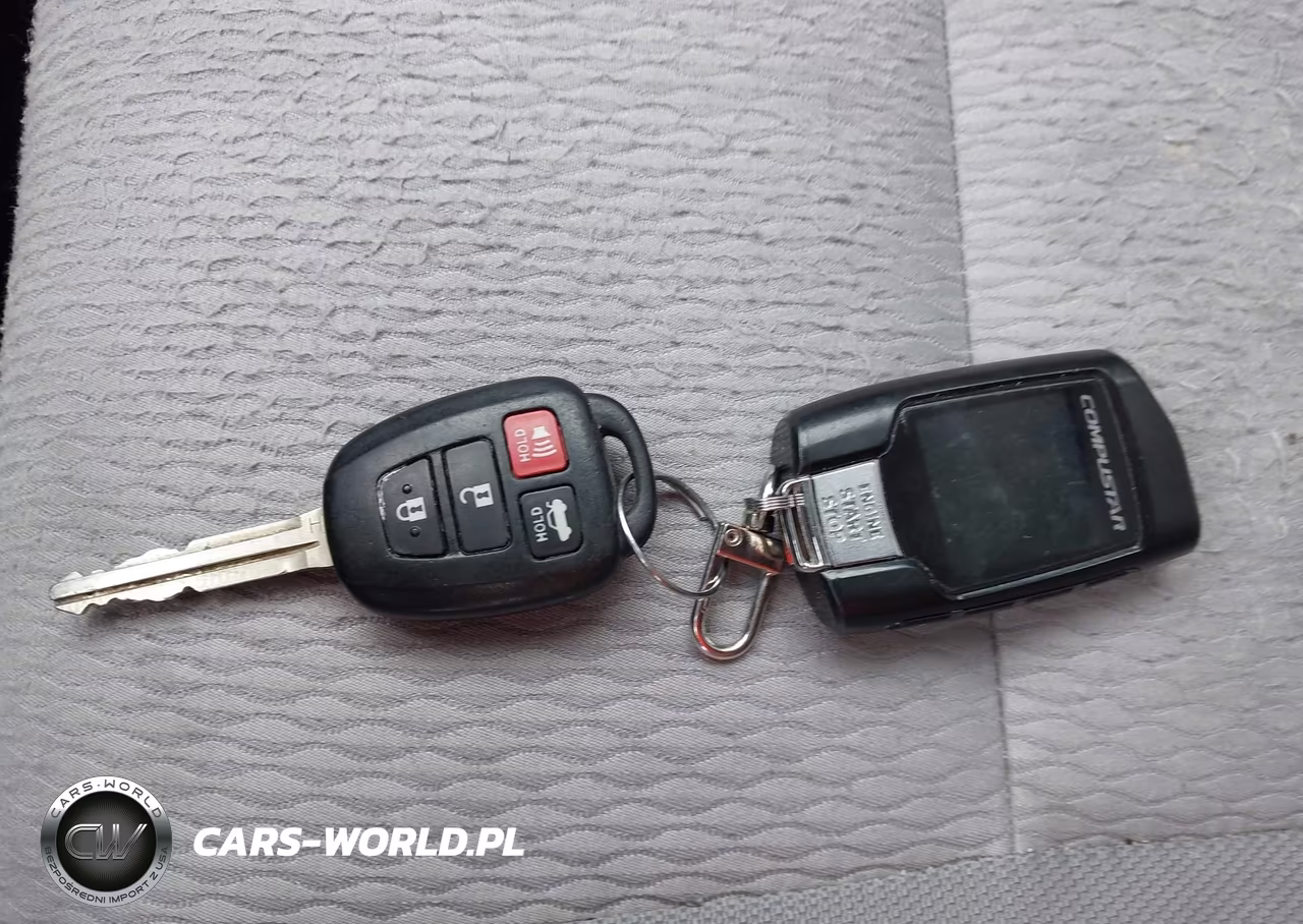 2015 Toyota Corolla S Plus VIN:2T1BURHE6FC371101 - 11