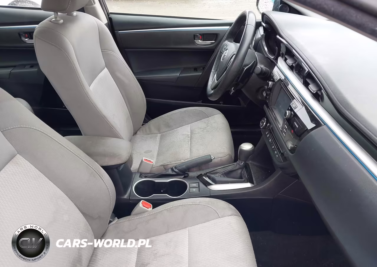 2015 Toyota Corolla S Plus VIN:2T1BURHE6FC371101 - 5