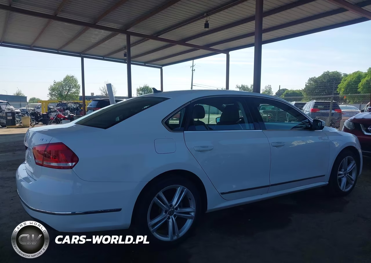 2014 Volkswagen Passat 2.0L Tdi Se VIN:1VWBN7A33EC109180 - 13