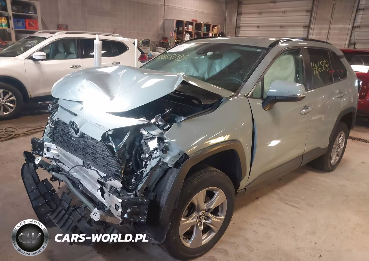 2023 Toyota Rav4 Xle VIN:2T3P1RFVXPW353631 - 2