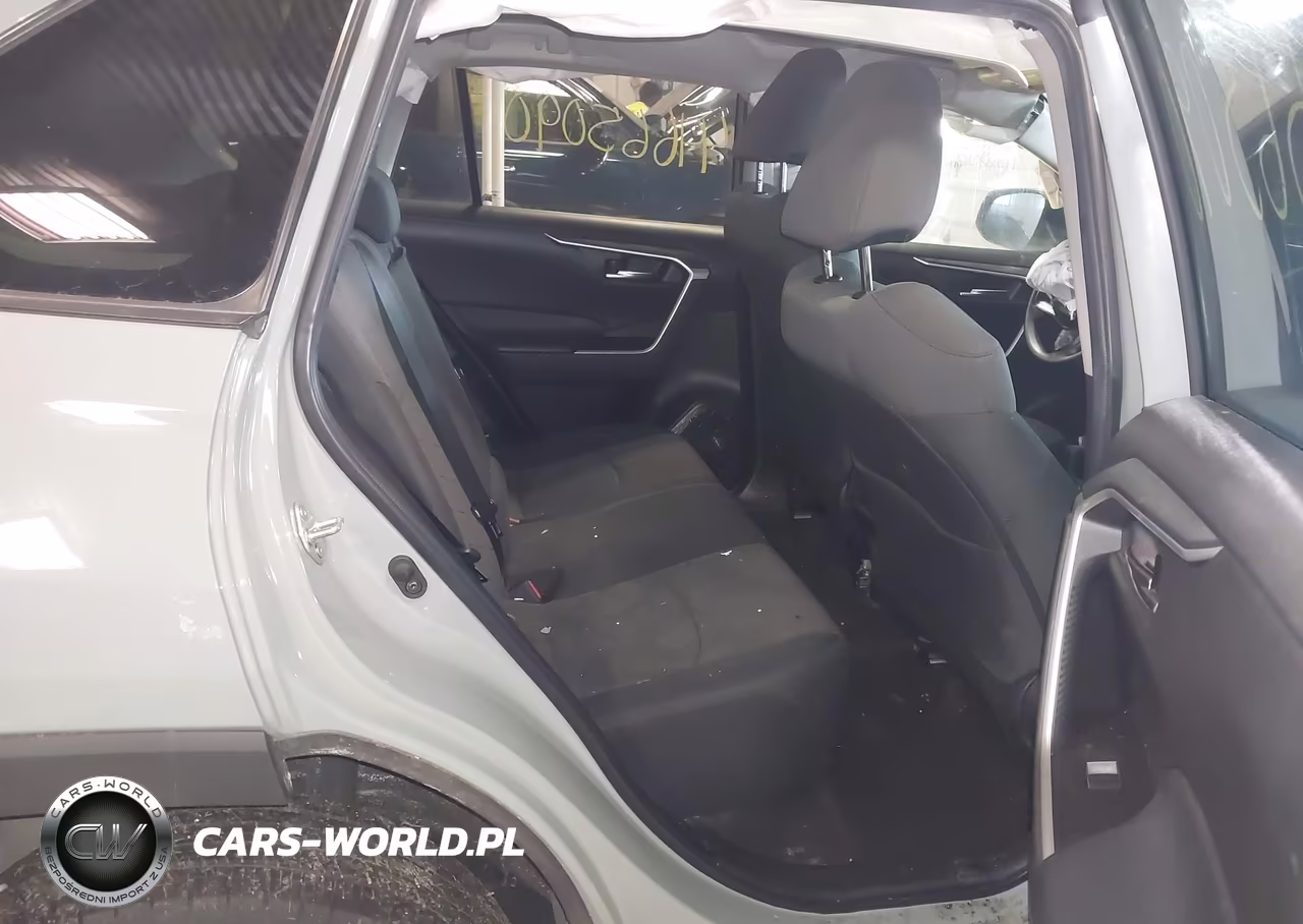 2023 Toyota Rav4 Xle VIN:2T3P1RFVXPW353631 - 8