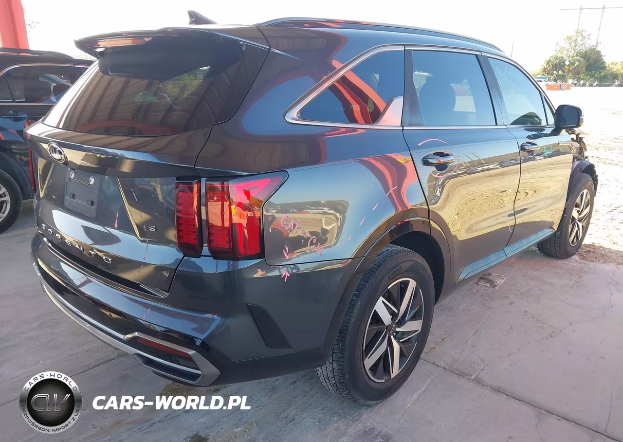 2021 Kia Sorento S VIN:5XYRL4LC3MG007729 - 4